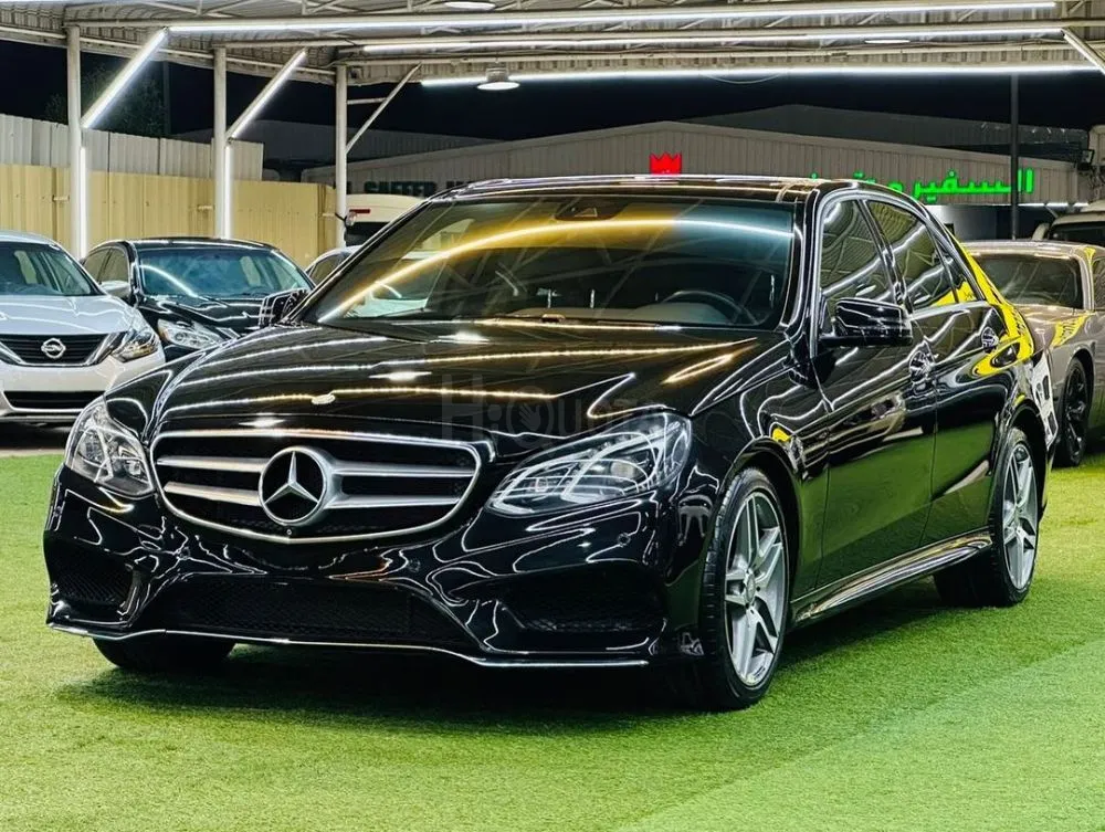 Mercedes E350 model 2014 In agency condition for sale on HiQuota