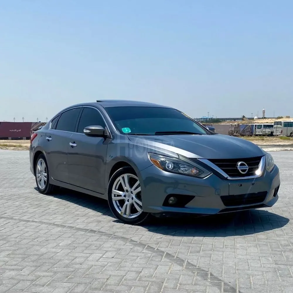 Nissan Altima SL 2016 model Six cylinder Full option sunroof for sale on HiQuota
