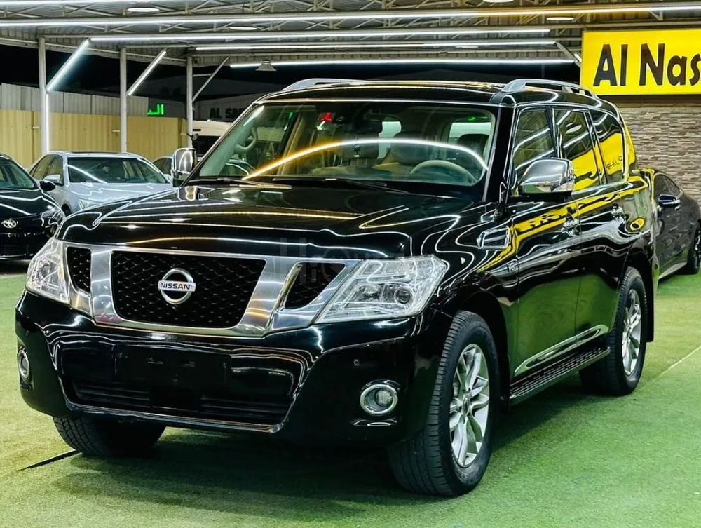 Nissan Patrol Platinum, large machine, 2012 model, in agency condition for sale on HiQuota