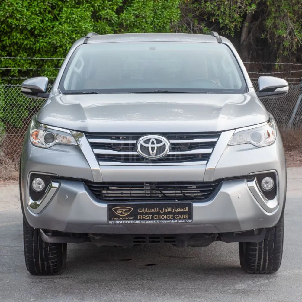 TOYOTA FORTUNER - GXR 4.0L V6 4WD - 2017 for sale on HiQuota
