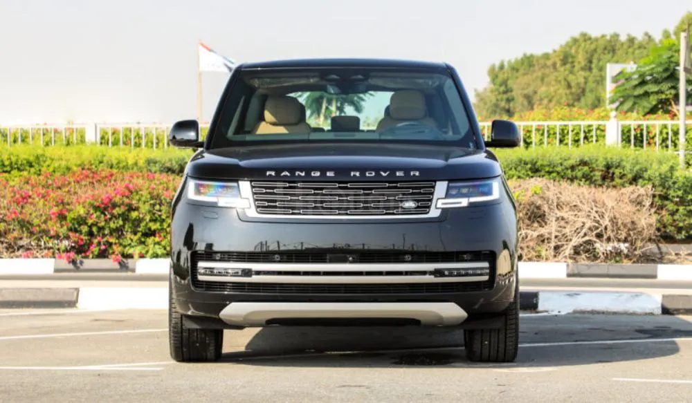Land Rover Range Rover HSE P530 AWD.