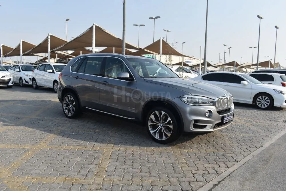 BMW X5 X35I 6 Clyinder GULF SPECS CAR for sale on HiQuota