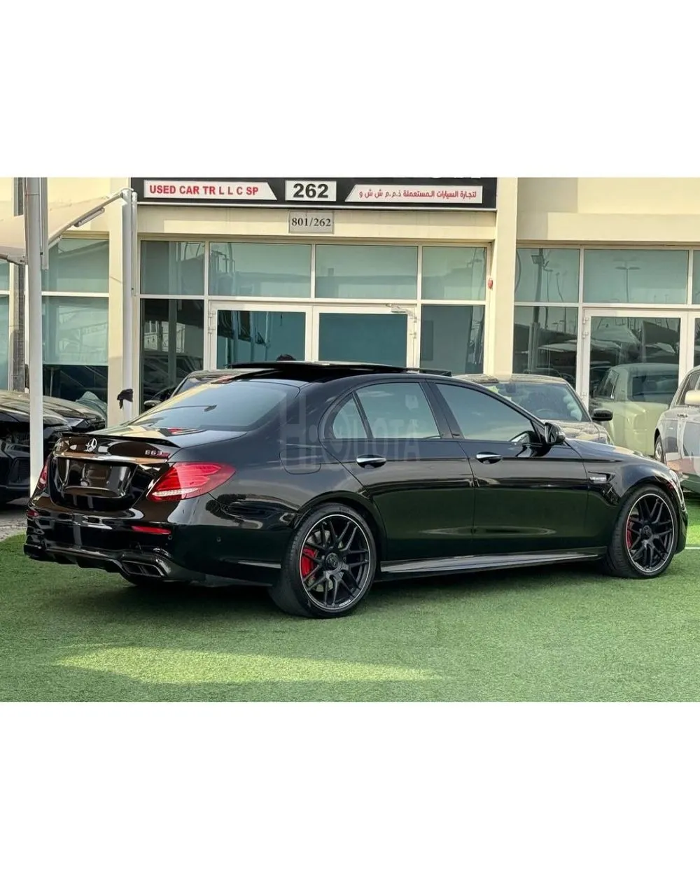 MERCEDES BENZ AMG E63s 2018 Full option carbon fiber Original paint zero accidents for sale on HiQuota