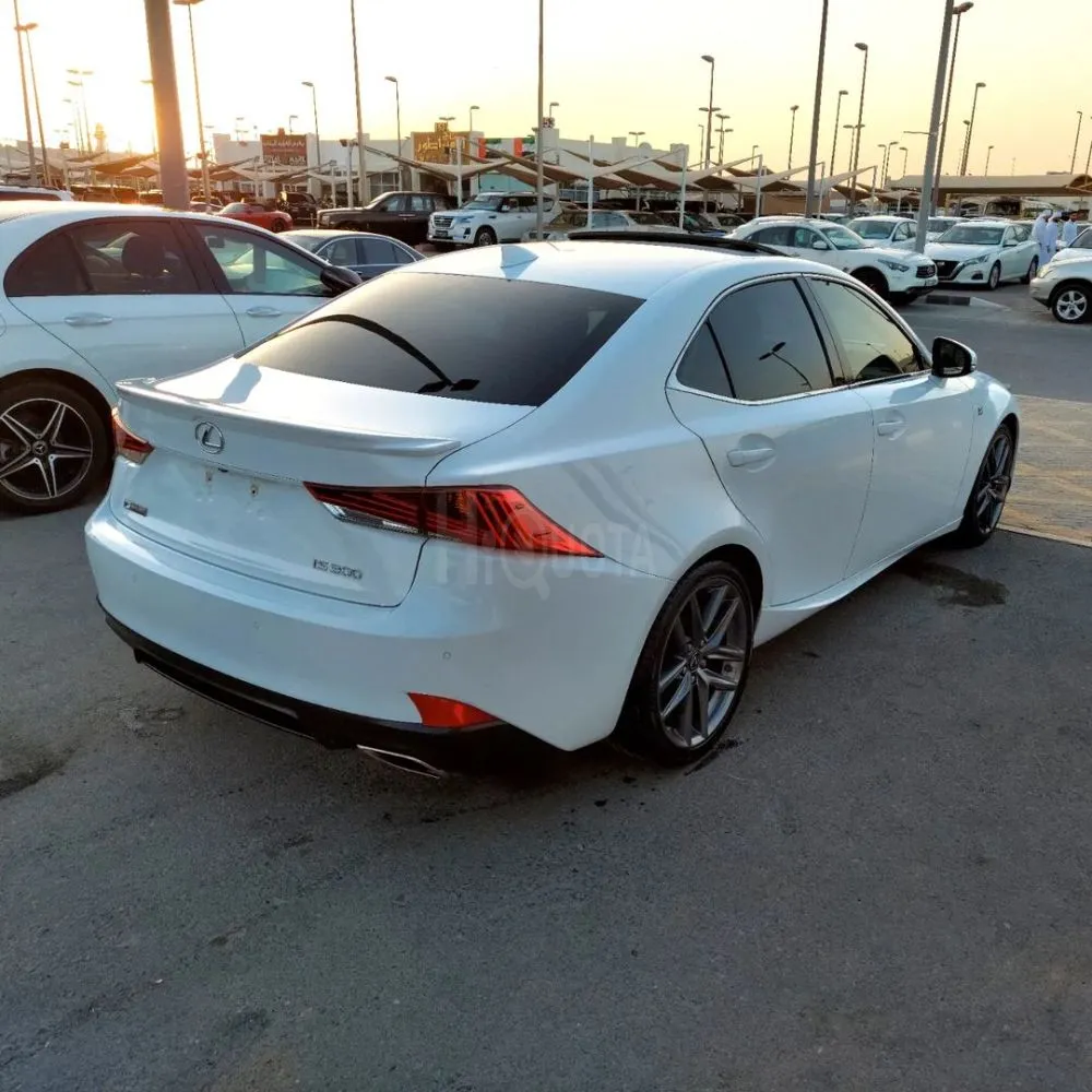 لكزس IS300F for sale on HiQuota