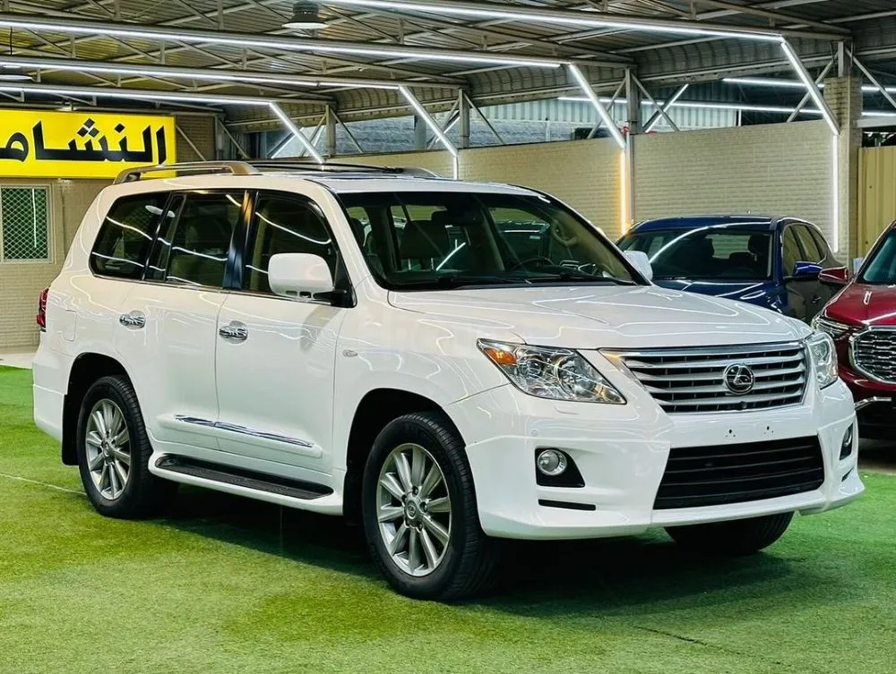 Lexus station wagon LX 570 2011, converted 2015, full option, Gulf, in excellent condition for sale on HiQuota
