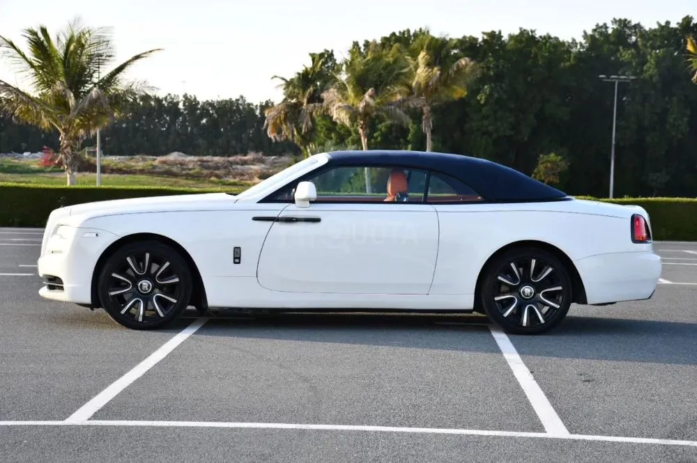 Rolls Royce Dawn 2016 for sale on HiQuota