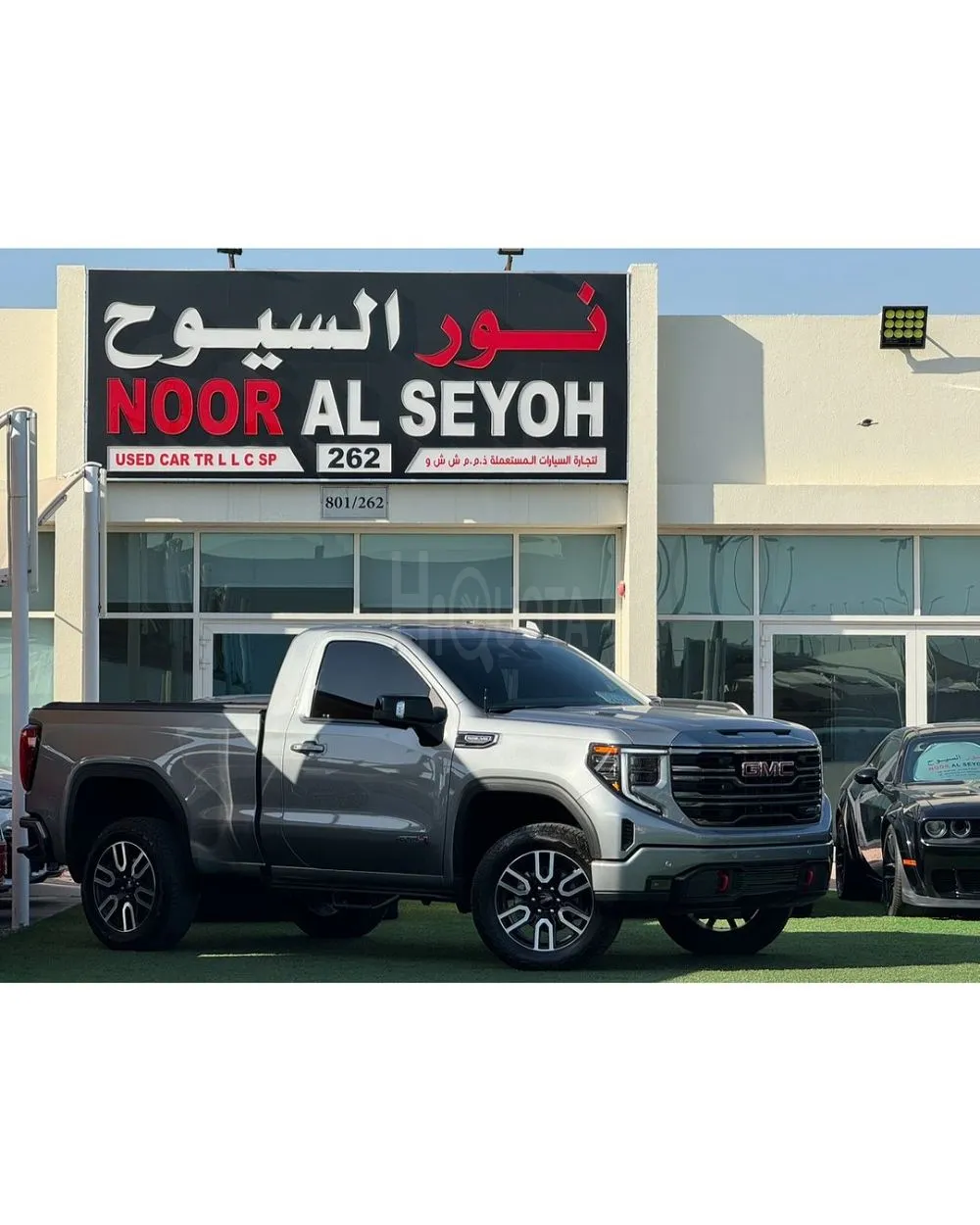 GMC SIERRA AT4 GCC 2023 Service history (under warranty) Original paint Zero accident Full option for sale on HiQuota