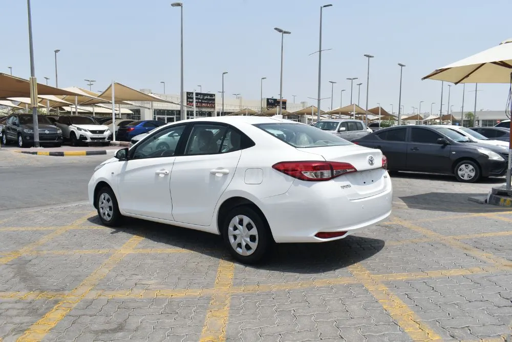toyota yaris 2021 4 Clyinder GULF SPECS CAR for sale on HiQuota