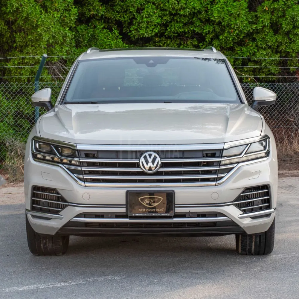 VOLKSWAGEN – TOUAREG COMFORTLINE - 2020  فولكس واجن – طوارق كومفورت لاين - 2020 for sale on HiQuota