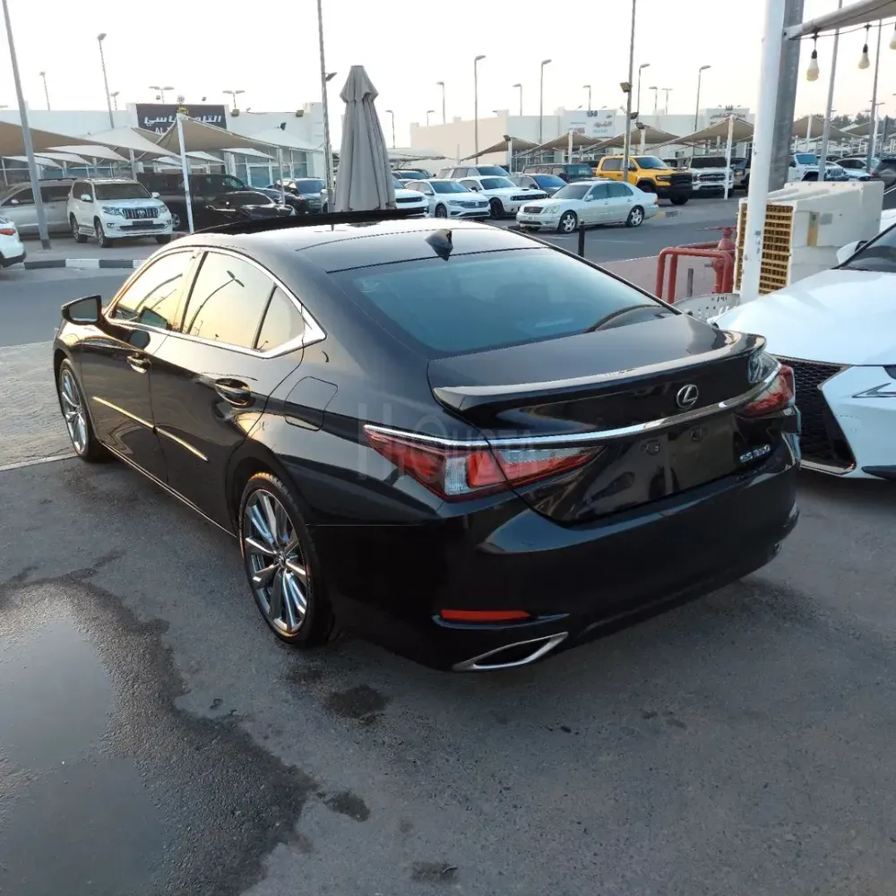 Lexus ES350 Platinum 2020 model  Canadian import for sale on HiQuota