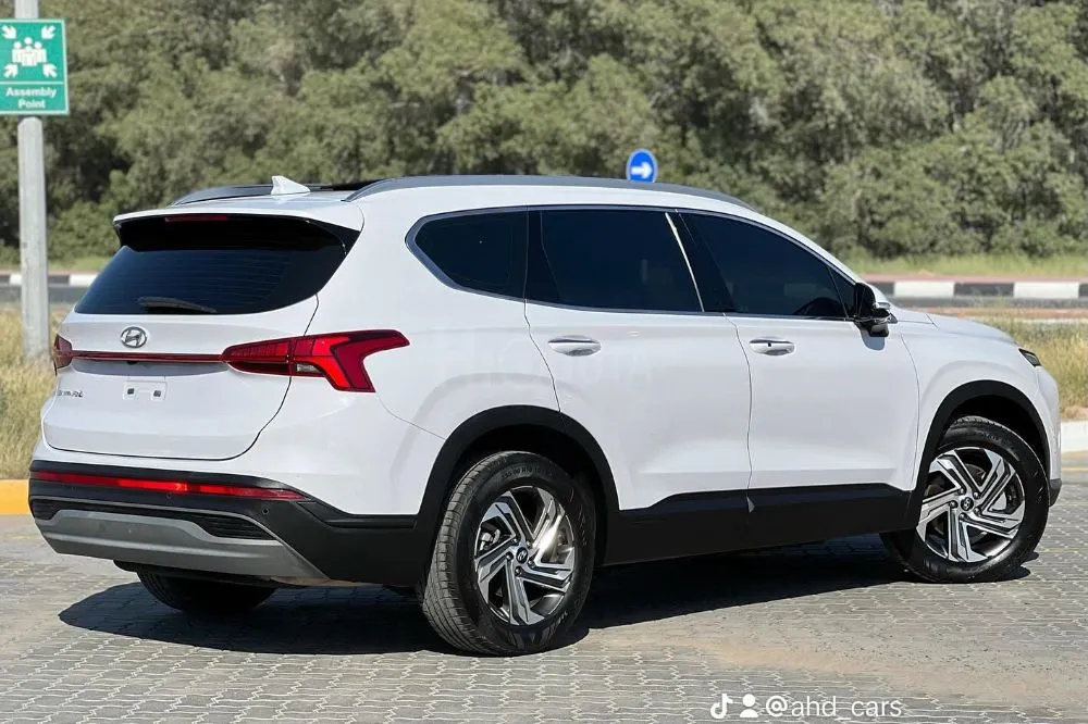 HYUNDAI SANTAFE V4 2023 for sale on HiQuota